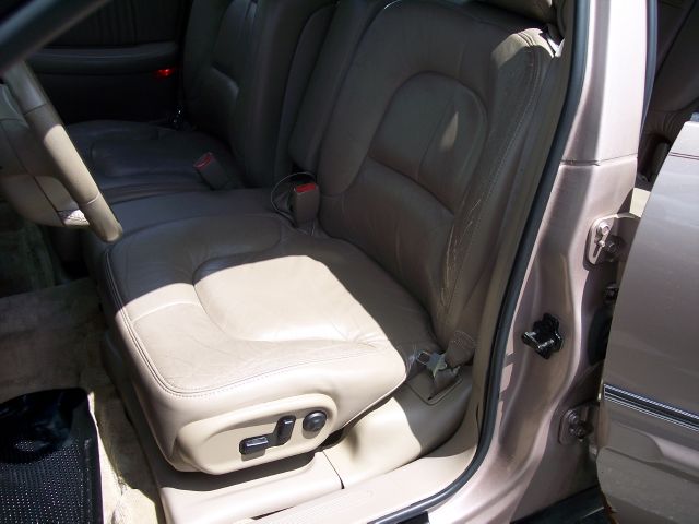 1999 Buick Park Avenue Base