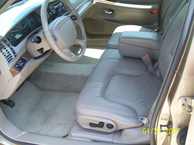 1999 Buick Park Avenue Base