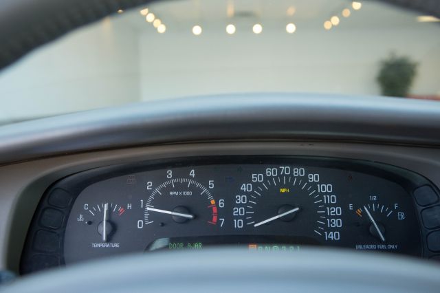 2000 Buick Park Avenue Base