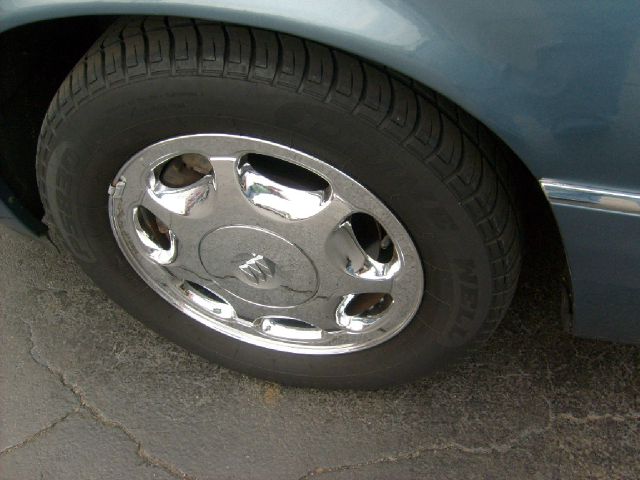 2000 Buick Park Avenue Base