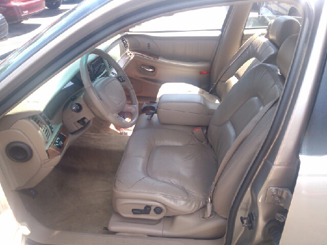 2000 Buick Park Avenue Base