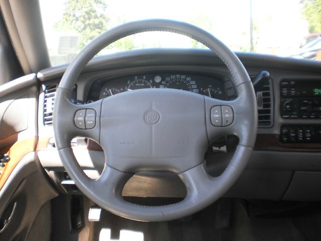 2001 Buick Park Avenue Base