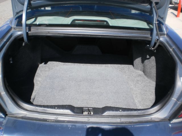 2001 Buick Park Avenue Base