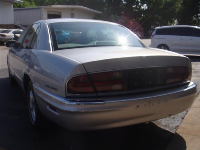 2001 Buick Park Avenue SE Sedan