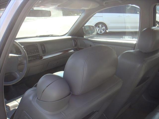 2001 Buick Park Avenue SE Sedan