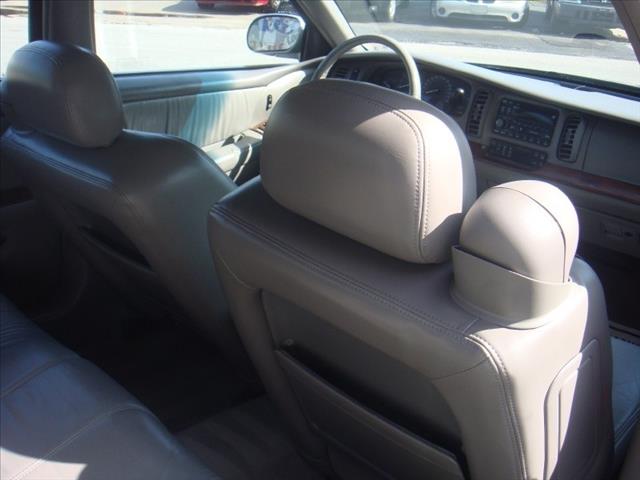 2001 Buick Park Avenue SE Sedan