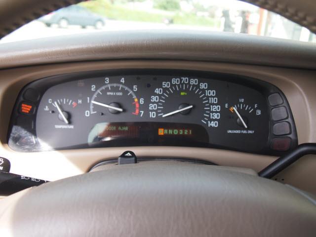 2001 Buick Park Avenue Unknown