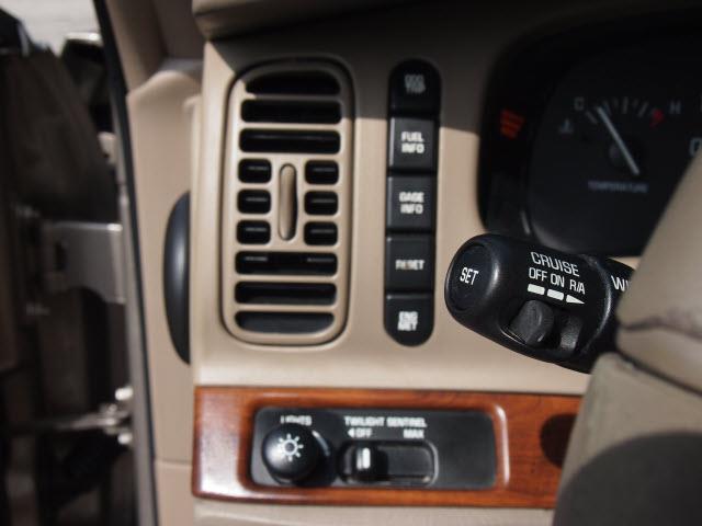 2001 Buick Park Avenue Unknown