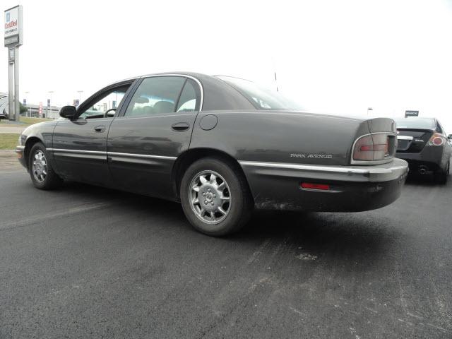 2002 Buick Park Avenue Unknown