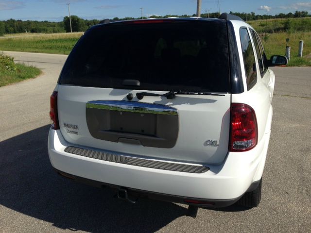 2004 Buick Rainier Clean Carfax - ONE Owner