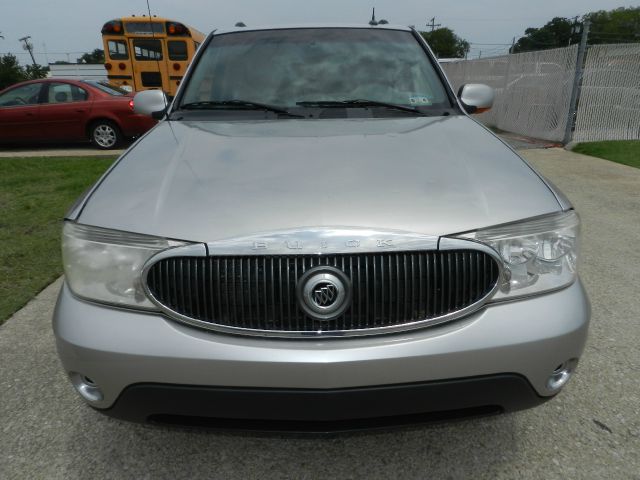 2004 Buick Rainier Clean Carfax - ONE Owner