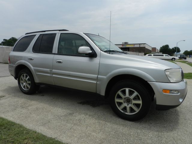 2004 Buick Rainier Clean Carfax - ONE Owner