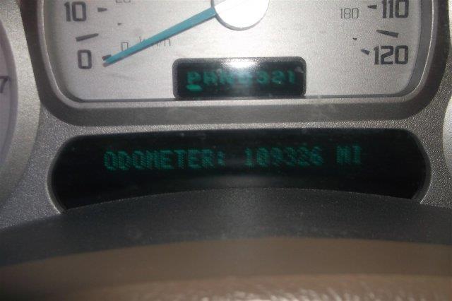 2004 Buick Rainier All The Whistlesbells