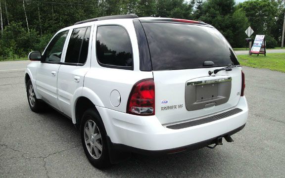 2004 Buick Rainier EX - DUAL Power Doors
