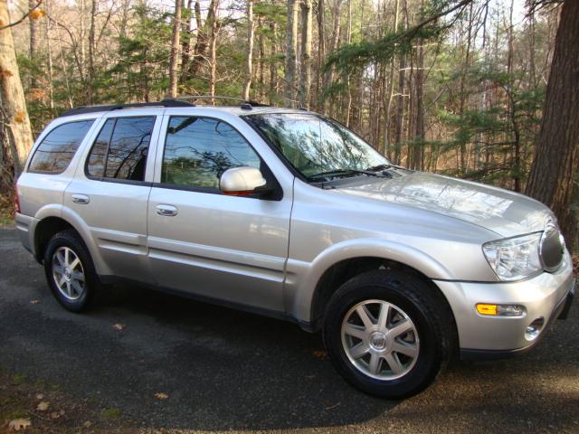 2005 Buick Rainier Crew-short-ltz-sunroof-20 INCH Rims-1 Owner