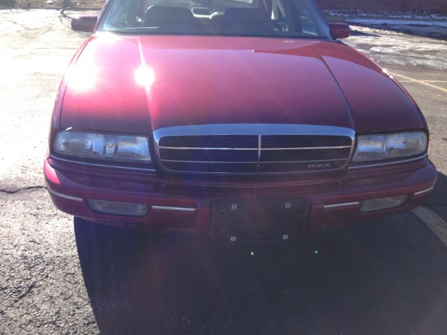 1993 Buick REGAL SLE 2WD Coupe