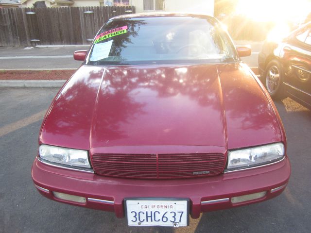 1993 Buick REGAL SLE 2WD Coupe