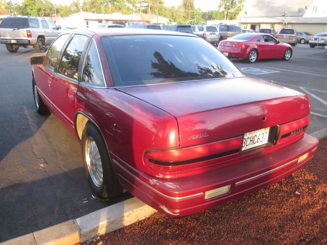 1993 Buick REGAL SLE 2WD Coupe