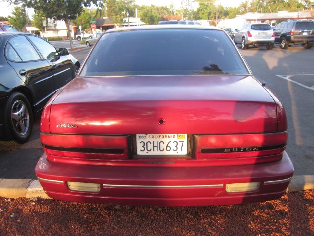 1993 Buick REGAL SLE 2WD Coupe