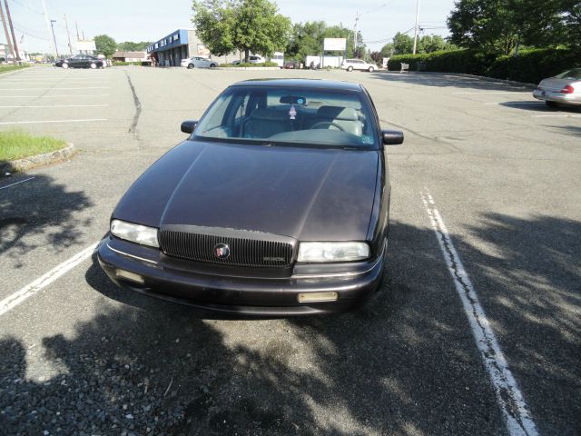 1995 Buick REGAL SLE 2WD Coupe