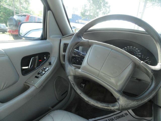 1995 Buick REGAL SLE 2WD Coupe