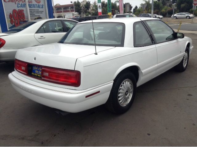 1995 Buick REGAL Base Sedan