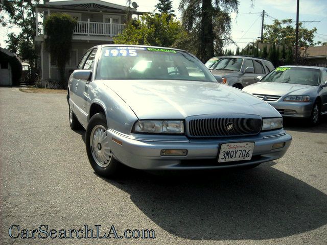 1995 Buick REGAL SLE 2WD Coupe