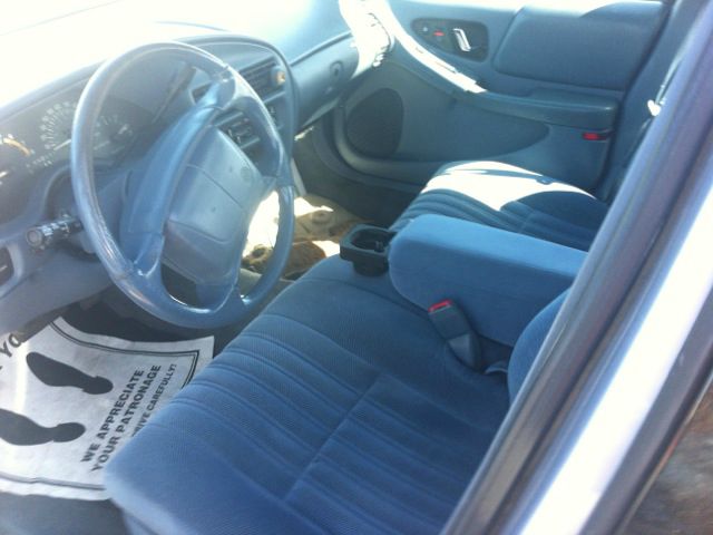 1995 Buick REGAL SLE 2WD Coupe