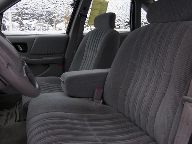 1995 Buick REGAL SLE 2WD Coupe