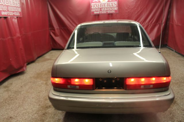 1996 Buick REGAL SLE 2WD Coupe