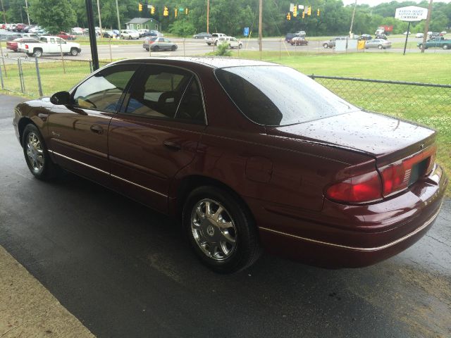 1999 Buick REGAL Blk Ext With Silver Trin