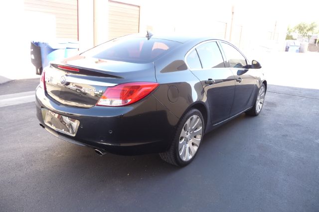 2011 Buick REGAL Sport Quattro Cabriolet
