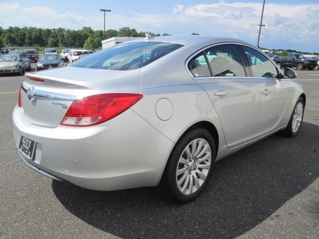2011 Buick REGAL ZR5