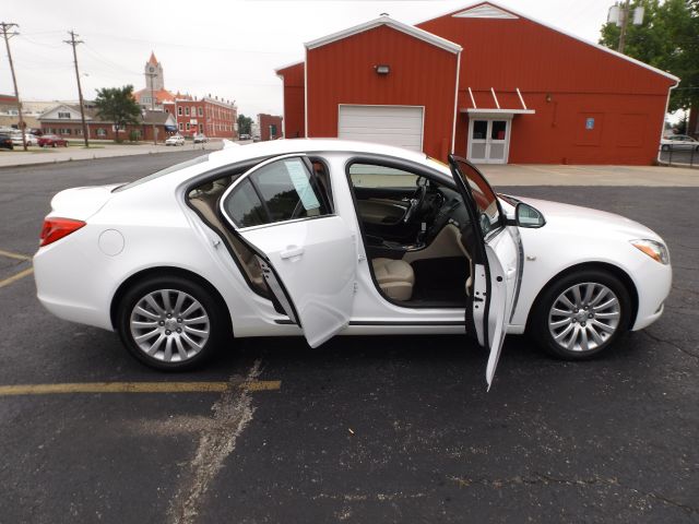 2011 Buick REGAL Ford F250 FX4 Lariat