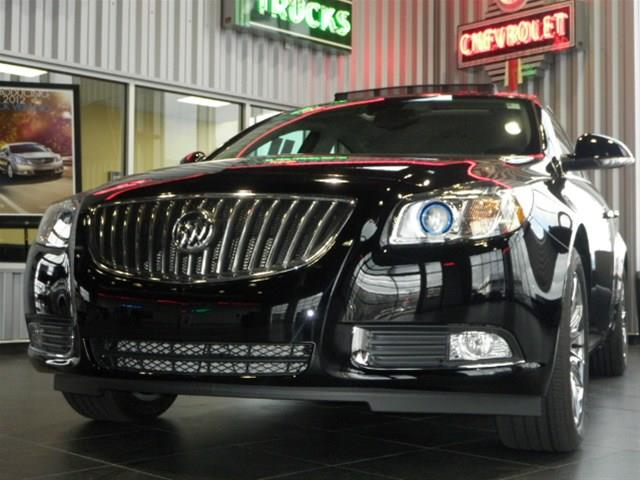 2012 Buick REGAL 4dr Quad Cab 155 WB 4WD