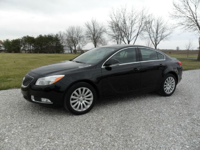 2012 Buick REGAL Base