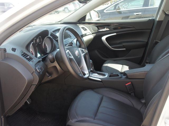 2012 Buick REGAL Premier 4WD V6