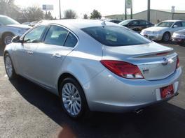2012 Buick REGAL XL 15 Passenger