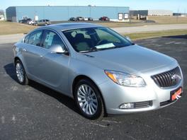 2012 Buick REGAL XL 15 Passenger