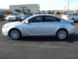 2012 Buick REGAL XL 15 Passenger