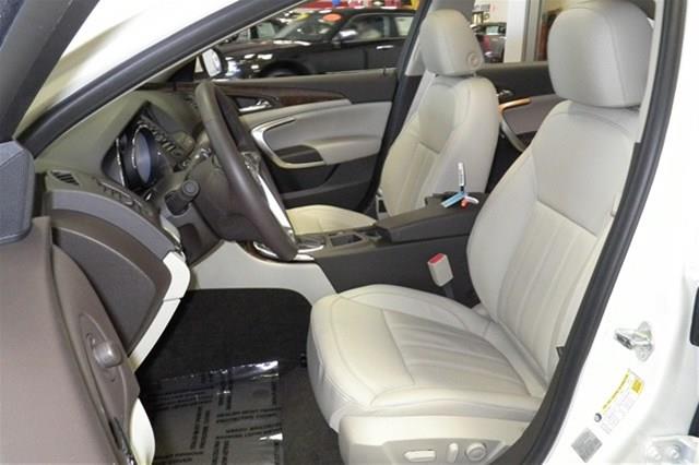 2013 Buick REGAL Slt-4x4 Plus