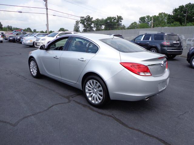 2013 Buick REGAL Premium