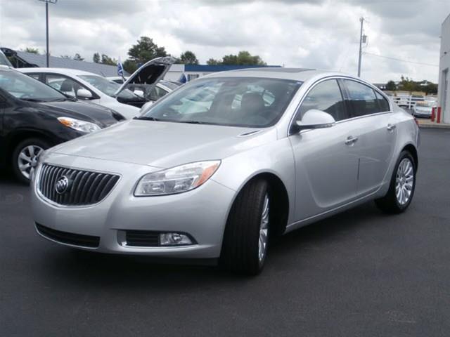 2013 Buick REGAL 4dr Wgn Eddie Bauer AWD