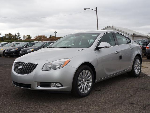 2013 Buick REGAL Passion Hatchback Coupe 2D