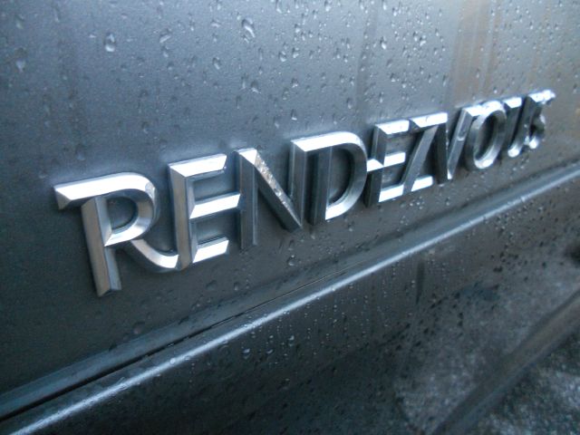 2003 Buick Rendezvous LS Flex Fuel 4x4 This Is One Of Our Best Bargains