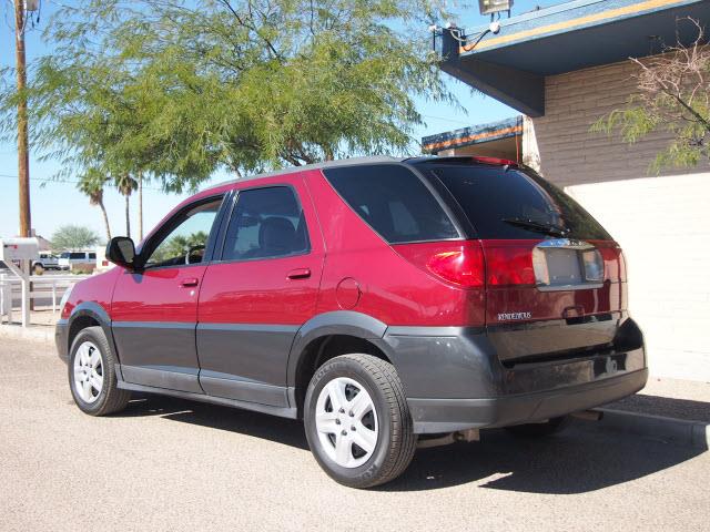 2005 Buick Rendezvous GS 460 Sedan 4D