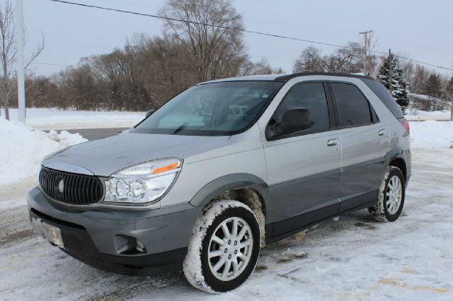 2005 Buick Rendezvous GS 460 Sedan 4D