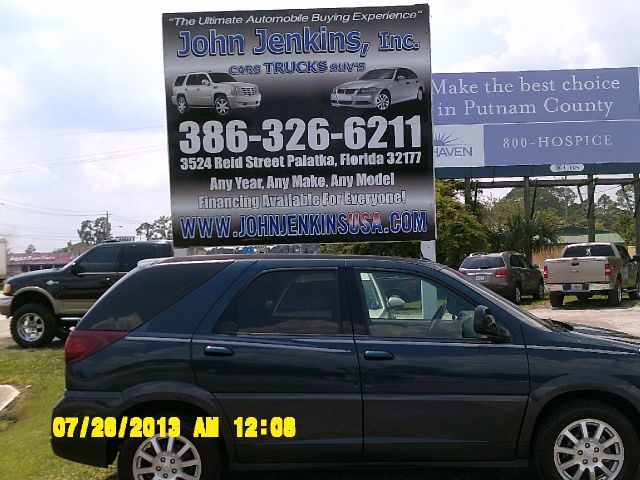2005 Buick Rendezvous GS 460 Sedan 4D