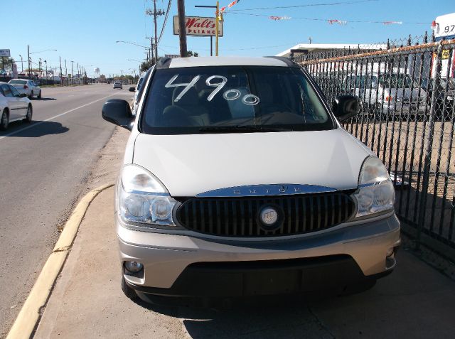 2005 Buick Rendezvous GS 460 Sedan 4D