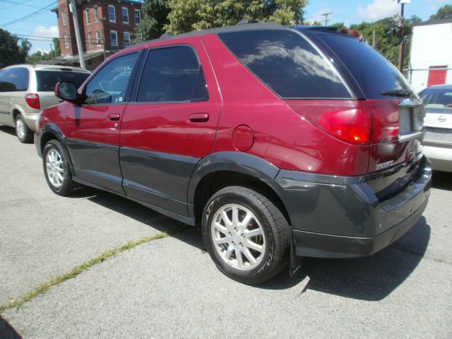 2005 Buick Rendezvous GS 460 Sedan 4D
